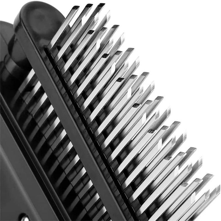 Praktische vleesvermalser met 48 scherpe roestvrijstalen messen, ergonomisch ontwerp, perfect om vlees mals te maken.