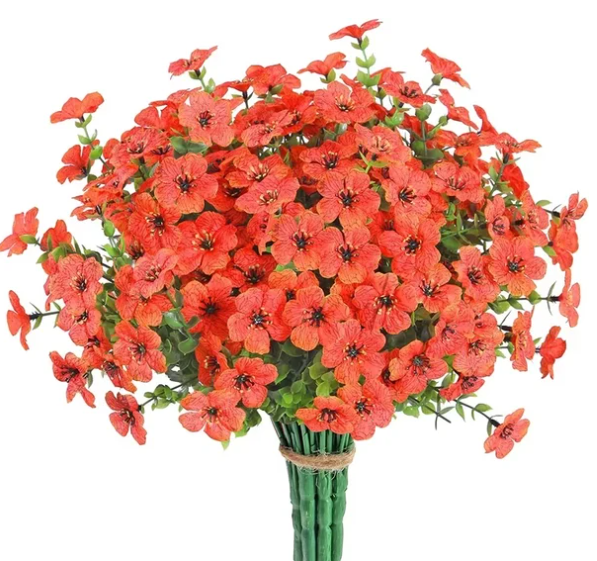 Realistische kunstbloemen, een prachtige en onderhoudsvrije oplossing voor binnen- en buitendecoratie.