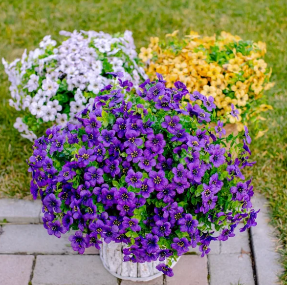 Prachtige fauxbloemen voor buitendecoratie; ideaal voor tuin, terras of balkon zonder onderhoud.