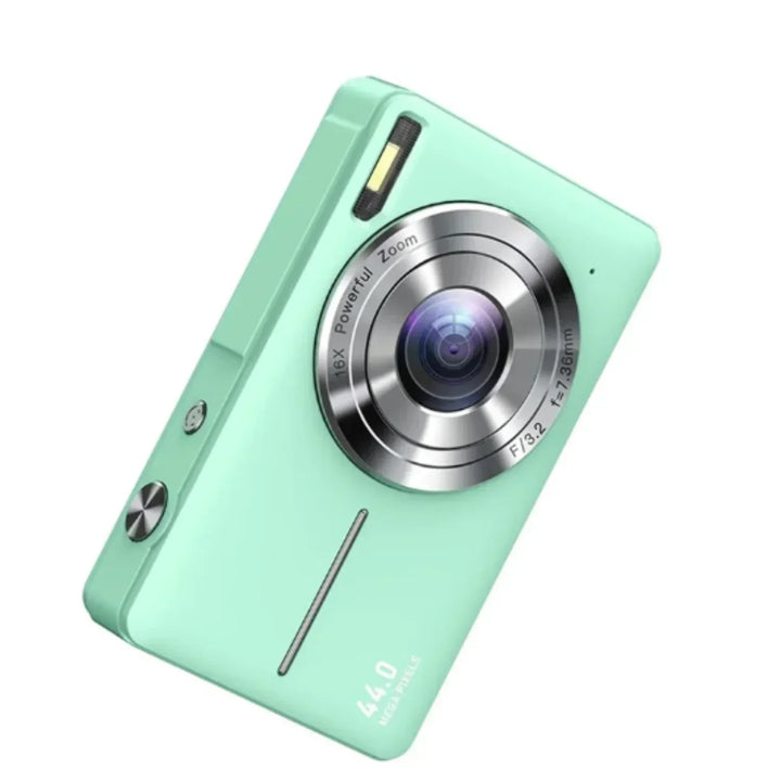 Retro digitale camera met moderne functies, compact en licht, met 1080p videokwaliteit en foto's in hoge resolutie.
