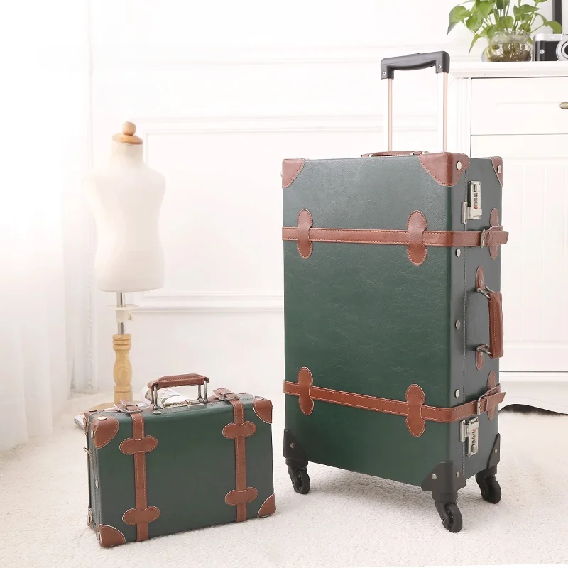Hardcase kofferset in retro stijl, duurzame vintage bagage voor zorgeloos en stijlvol reizen.