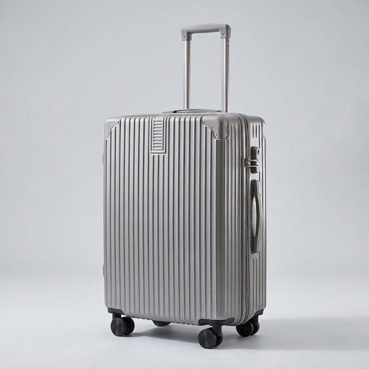 Ideale retro vakantiekoffer met beschermende hoeken voor al uw reizen.