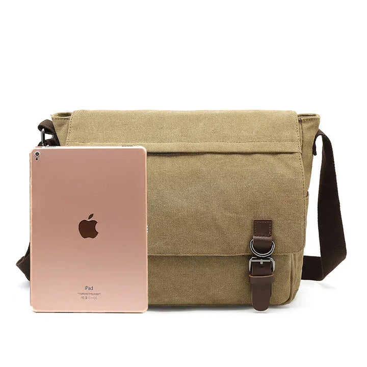 Stevige unisex canvas tas met brede riem, ideaal als dagelijkse schoudertas of werk tas.