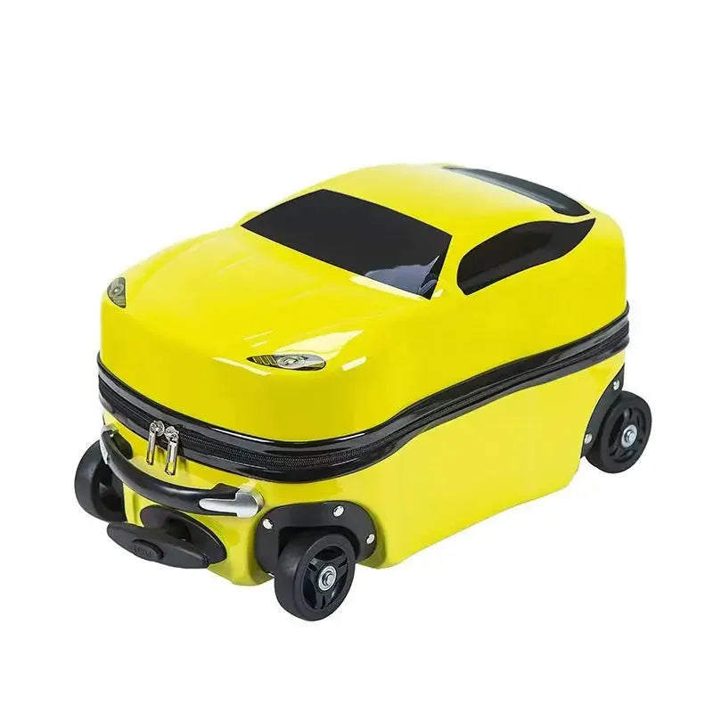 Hartschalen kinderkoffer met een uniek 3D auto ontwerp. Ideale reiskoffer voor kinderen en hun avonturen.