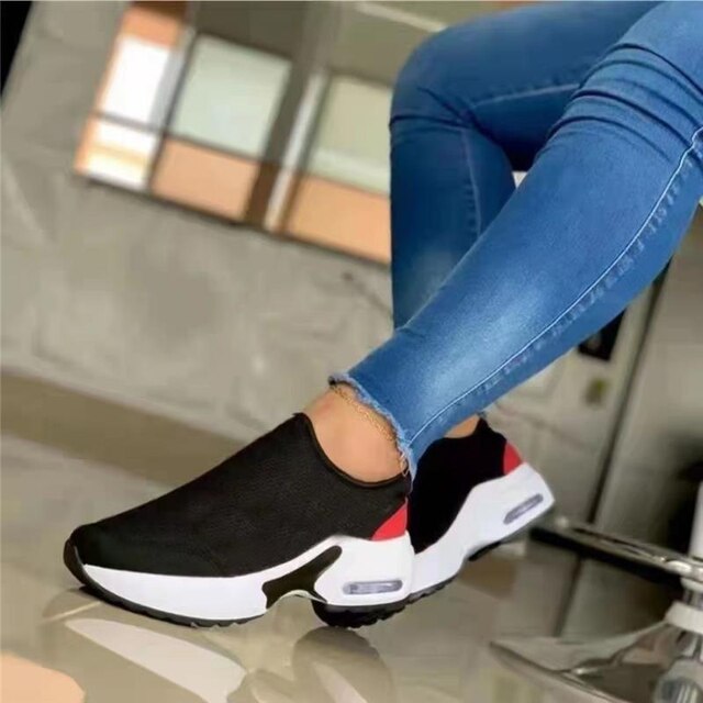 Comfortabele RedSneaks dames sneakers met orthopedische zool; uitstekende voetondersteuning voor de hele dag.