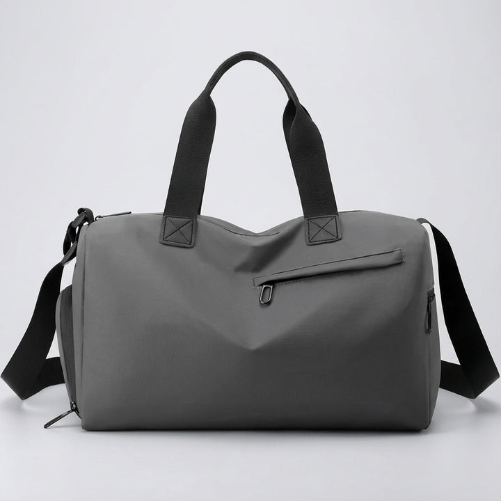 Praktische waterdichte Roamify weekendtas; ruime unisex reistas perfect voor korte trips en sport.