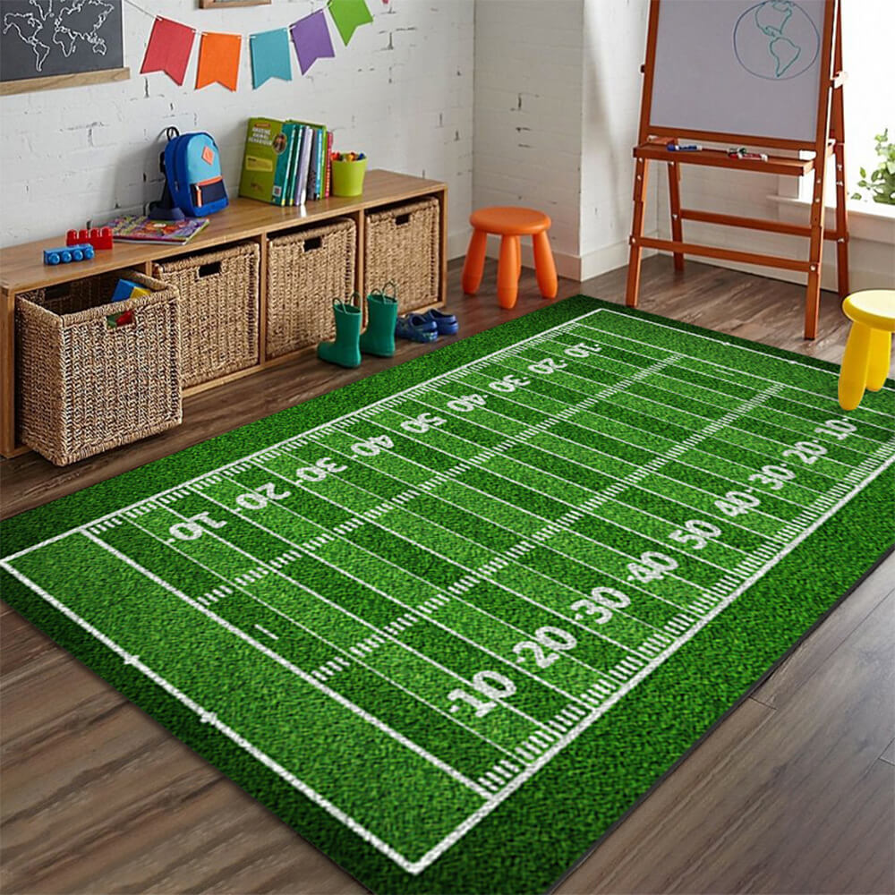 Antislip sporttapijt in voetbaldesign met realistische veldmarkeringen, ideaal voor speelkamers, krasbestendig & duurzaam.