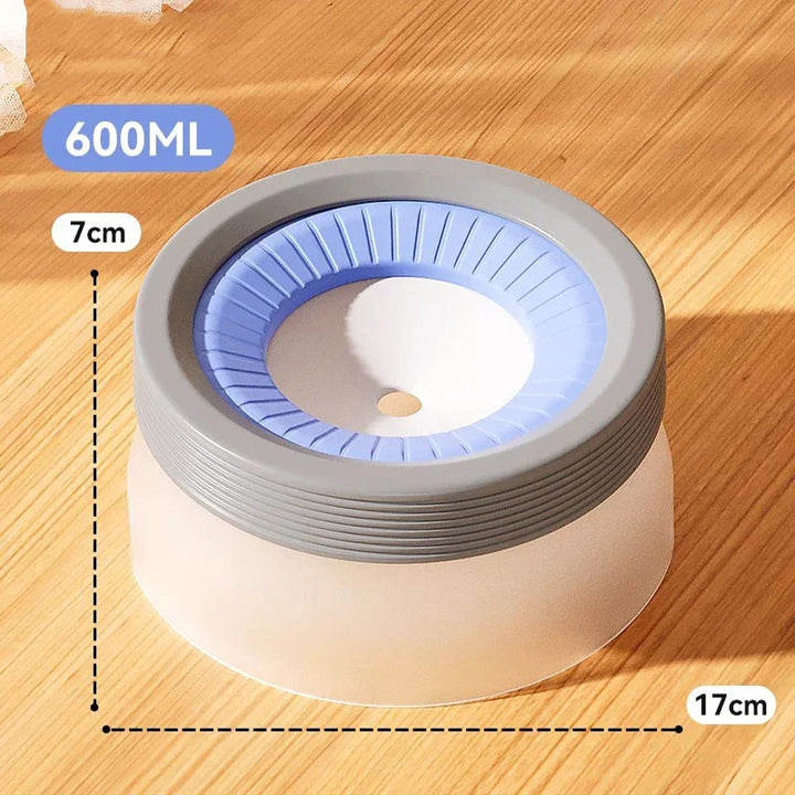 Schone, lekvrije kunststof honden drinkbak in groen. Robuust ontwerp voor stressvrij drinken thuis en onderweg.