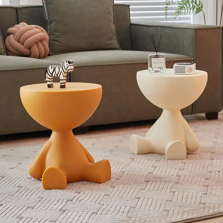 ScandiNest compact decoratief nachtkastje wit kunststof, modern Scandinavisch design voor slaapkamer of woonkamer.
