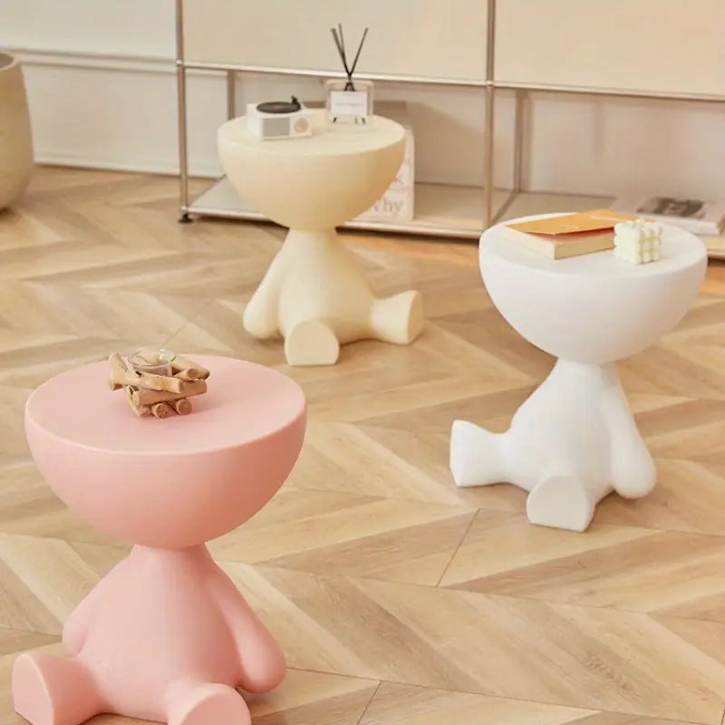ScandiNest compact decoratief nachtkastje van kunststof, modern en stijlvol voor thuis in slaapkamer of woonkamer.