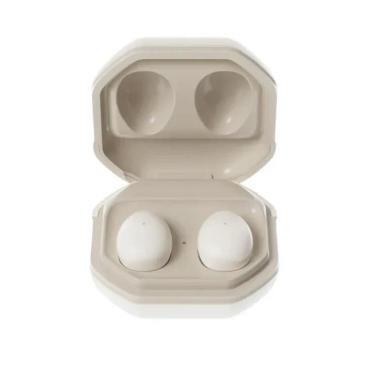 Geluidsisolerende slaap oordopjes in oplaadbox, ergonomisch, beige, voor comfortabele, ongestoorde slaap.