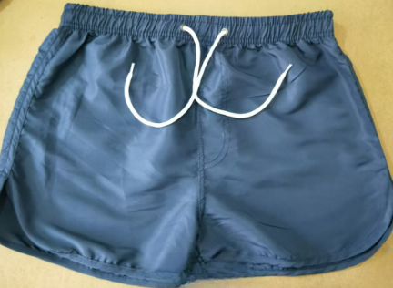 Sneldrogende heren zwemshorts met verstelbare tailleband, stijlvol ontwerp en praktische zak, ideaal voor het strand.