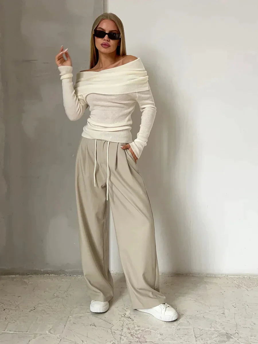 Dames off-shoulder trui, elegant ontwerp, zacht materiaal, aangesloten pasvorm, veelzijdig.