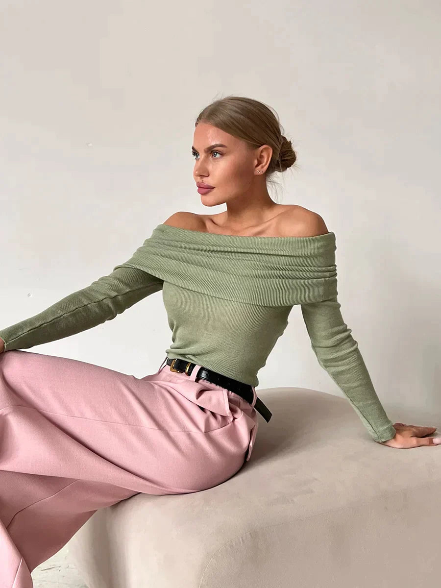 Dames off-shoulder trui, elegant ontwerp, zacht materiaal, aangesloten pasvorm, veelzijdig.