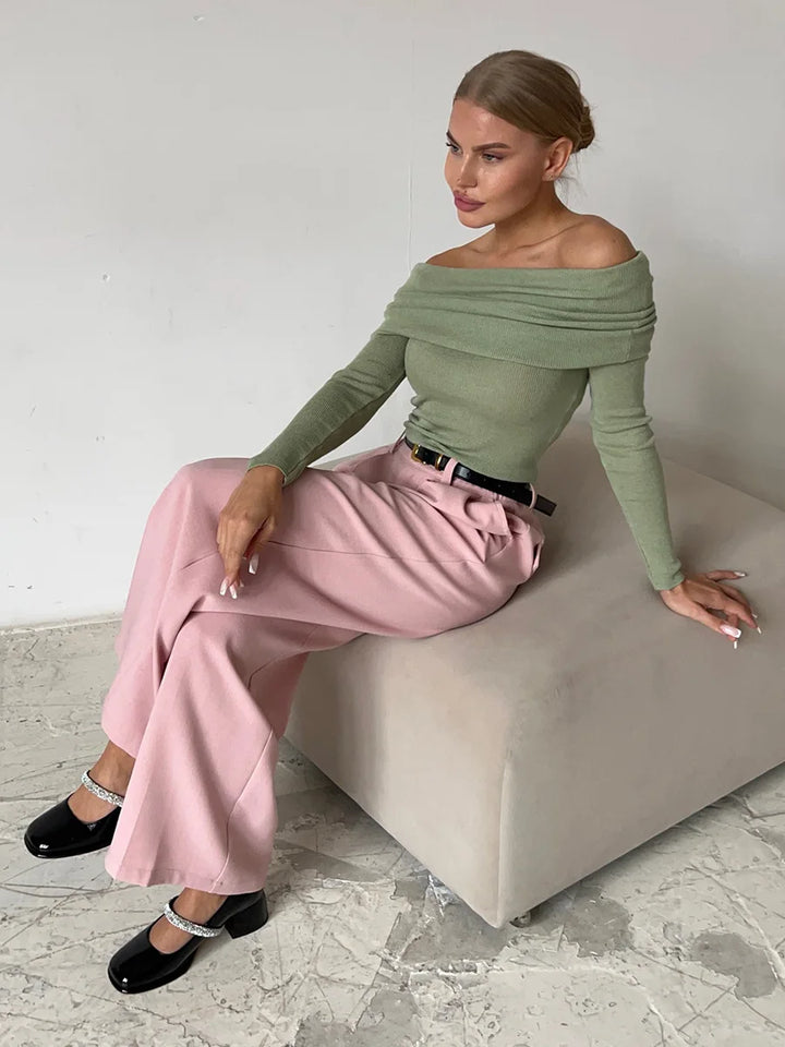 Dames off-shoulder trui, elegant ontwerp, zacht materiaal, aangesloten pasvorm, veelzijdig.