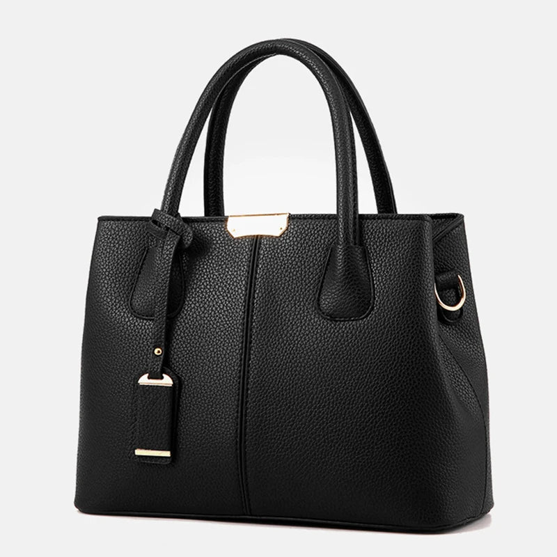 Zwarte dames crossbody tas van kunstleer, elegant en ruim, voor stijlvolle vrouwen in het dagelijks leven en bij gelegenheden.