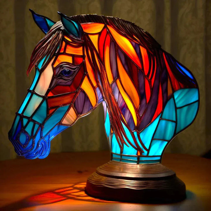 Decoratief hars wolf nachtlampje, sfeervol design en dierenkunst voor moderne woonkamers.