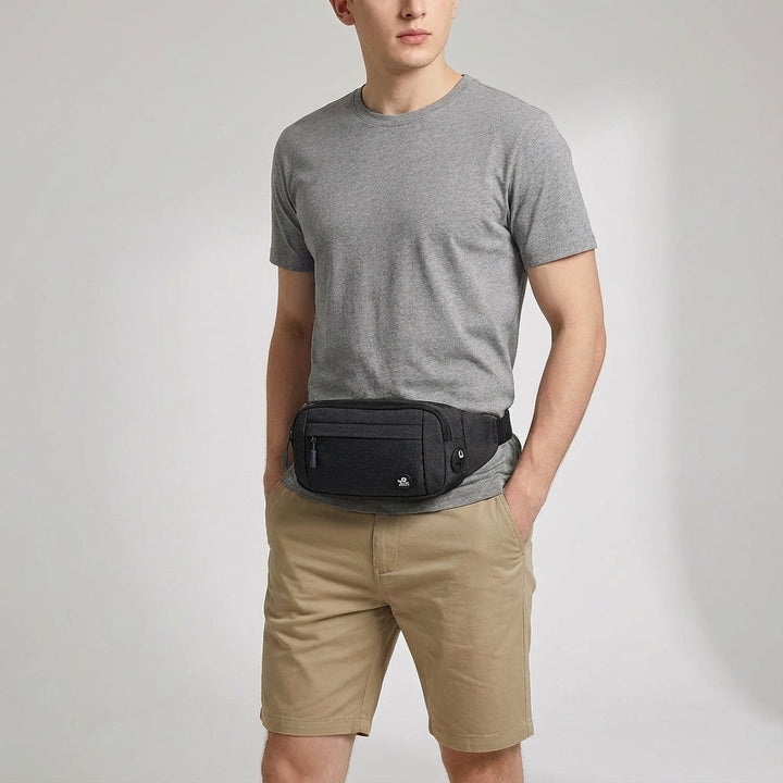Waterdicht heuptasje voor sport, wandelen en reizen. Slank, unisex en een must-have accessoire.