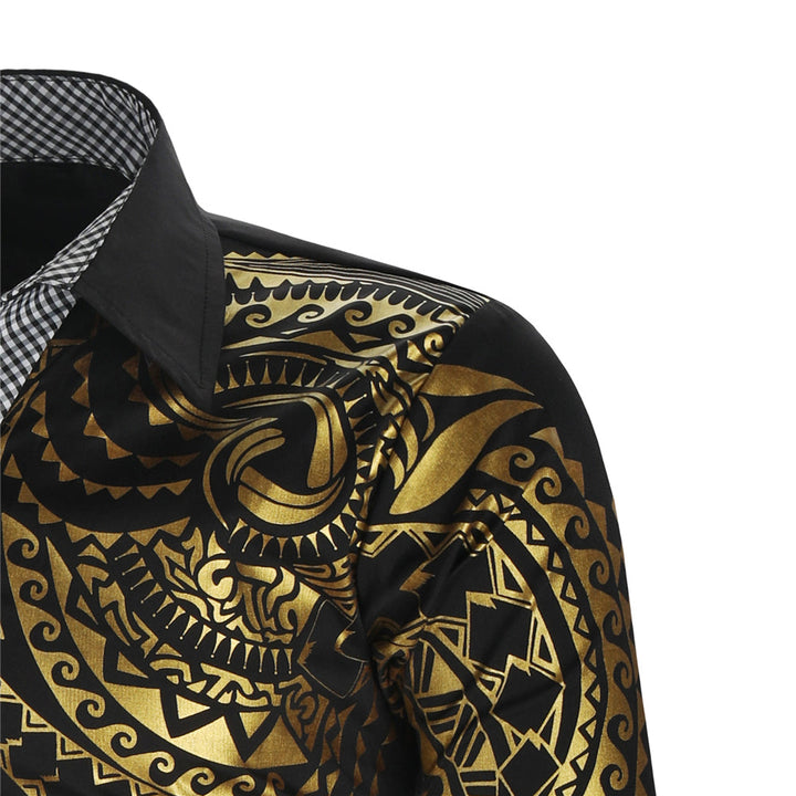 Mooi aansluitend slim fit heren overhemd met lange mouw en verfijnde gouden accenten voor een luxe look.