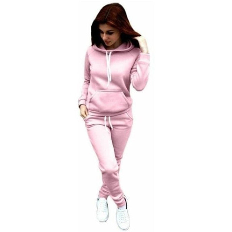 Trendy CuteSuit I dames trainingspak, geschikt voor sport, ontspanning en dagelijks gebruik.