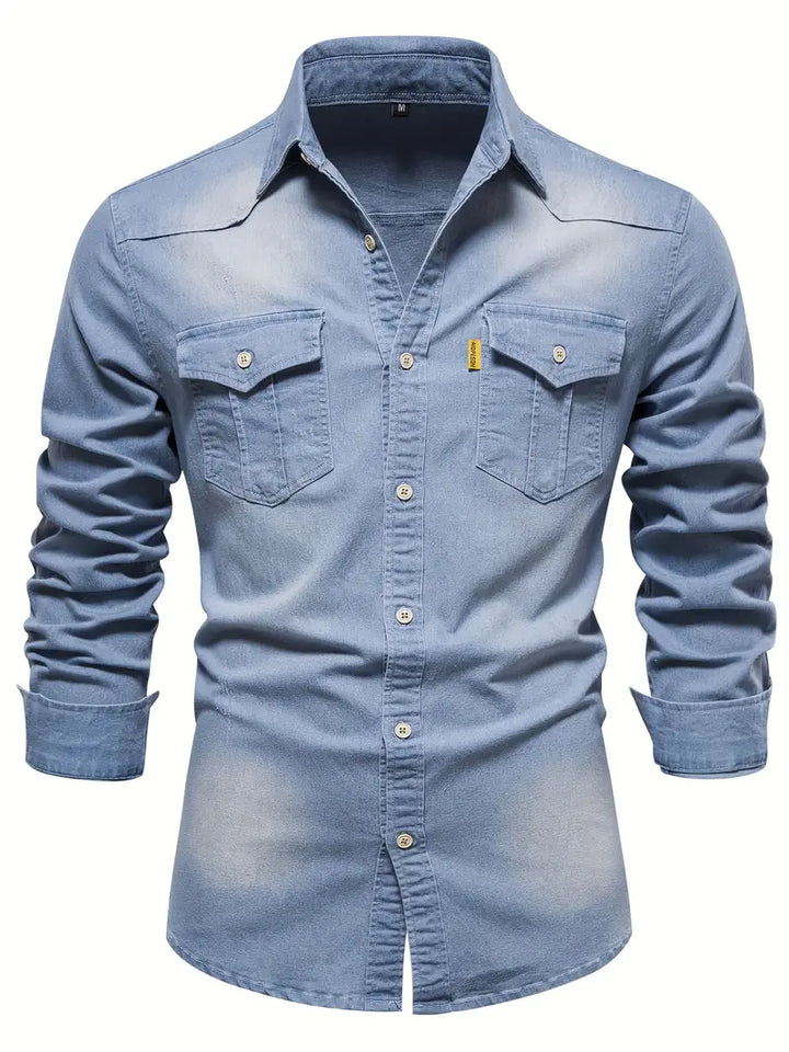 Blauw denim herenoverhemd van Hugo met lange mouwen, ideaal voor de moderne man. Comfortabel en trendy.