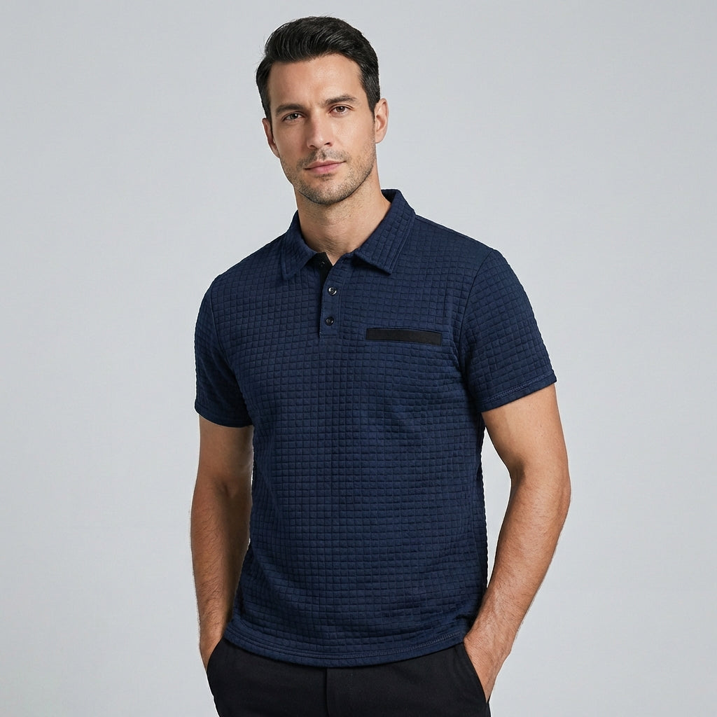 Klassiek heren poloshirt slim-fit. Biedt comfort en stijl voor een veelzijdige, nette of casual outfit.