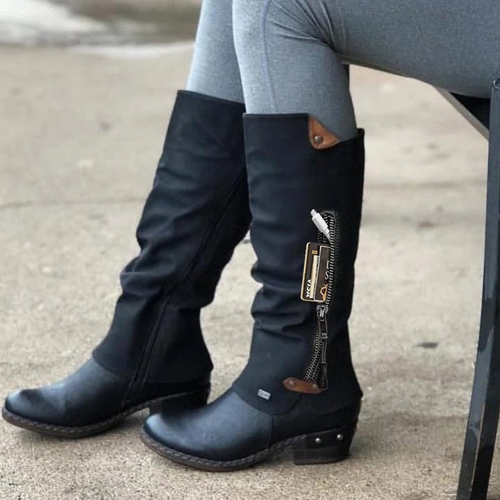 Stijlvolle Alina hoge dameslaarzen met elegant design en praktisch verborgen vakje. Ideaal voor herfst en winter.