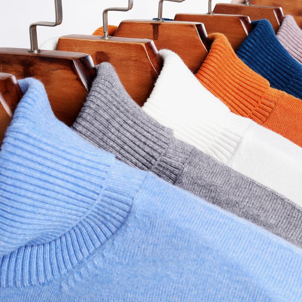 Warme heren coltrui, een essentieel kledingstuk voor winterkleding en herfstkleding, comfortabel en modieus.