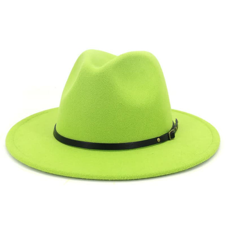 Modieuze fedora hoed voor dames, verbetert moeiteloos elke kledingstijl.