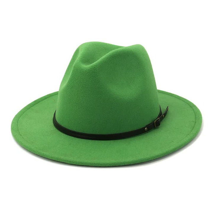 Deze dames fedora is een veelzijdig hoofddeksel voor een trendy, casual vibe.