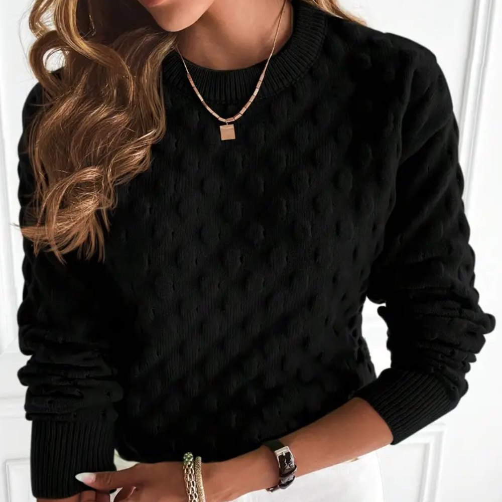 Stijlvolle dames kasjmier trui Noa met trendy breipatroon. Perfect voor luxe wintermode.