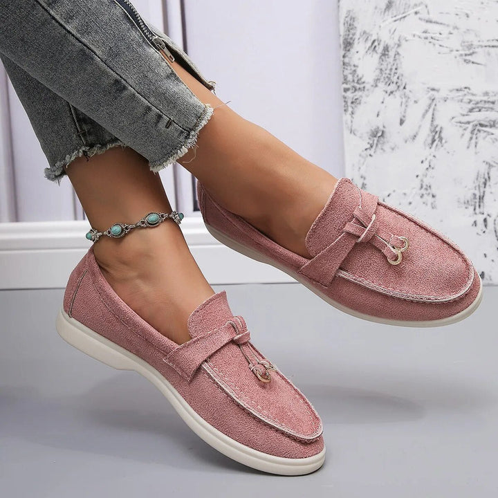 Veelzijdige dames instappers, comfortabele loafers geschikt voor zowel casual als zakelijke outfits.