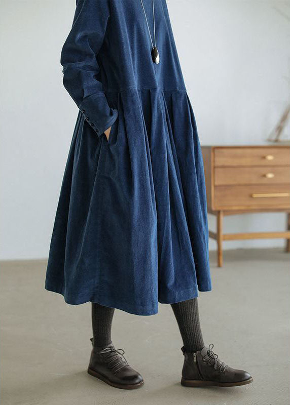 Dames corduroy jurk Emilia: stijlvol, warm en comfortabel. Ideaal voor de herfst en winter.