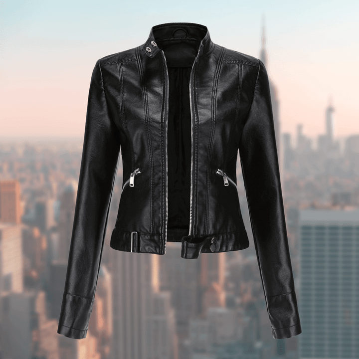 Stijlvolle leren damesjas, veelzijdig en comfortabel, perfect voor elke gelegenheid. JaquelinesJacket.
