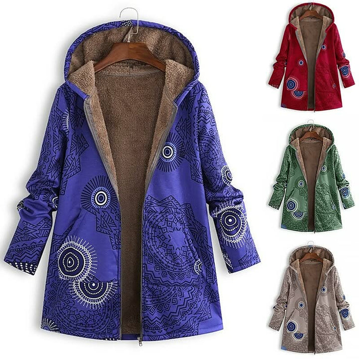 Modieuze UniqueCoat™ dames winterjas. Unieke, stijlvolle en warme jas voor vrouwenkleding en damesmode.