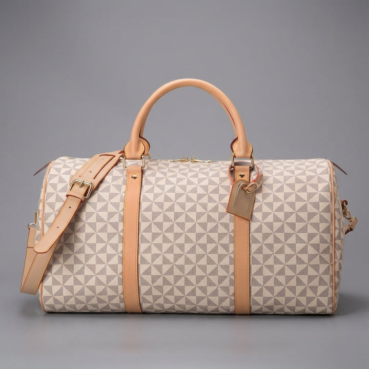 Comfortabele unisex duffel bag, de perfecte Urbanrove weekendtas voor al je korte trips.