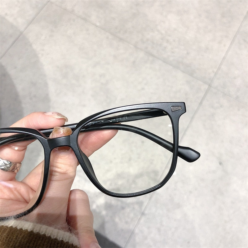 Damesbril met blauwlichtfilter, luipaardprint, -1.0 dioptrie, modern en tijdloos design, lichtgewicht kunststof montuur, ideaal voorbeeldschermen