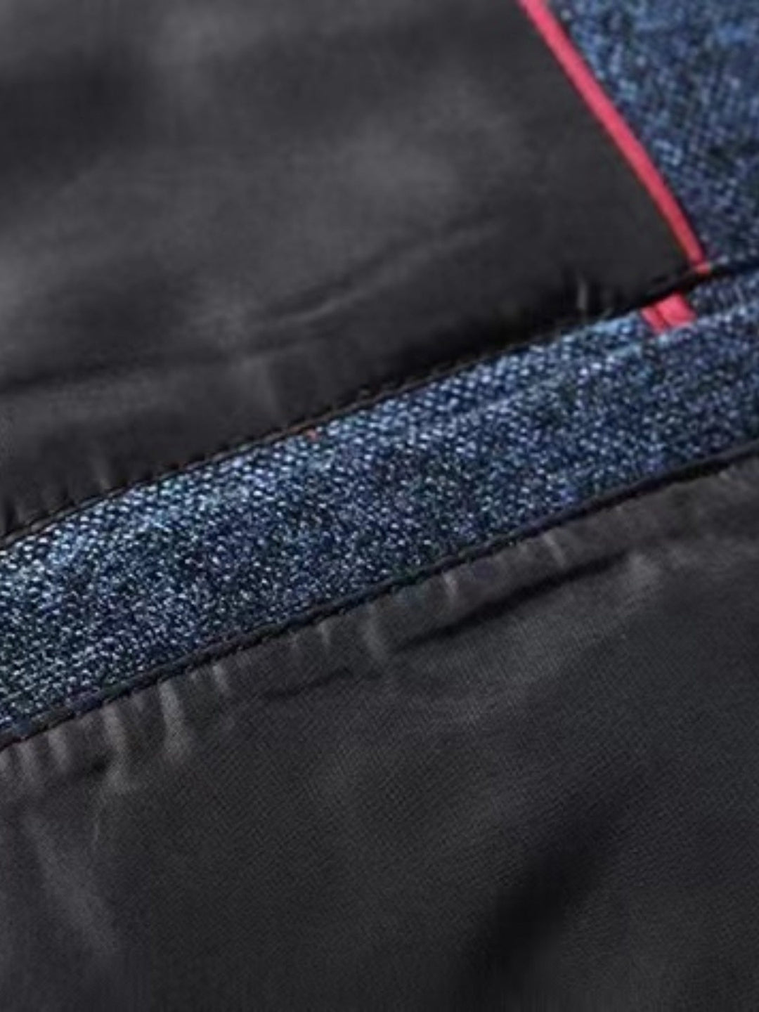 Stijlvol half-formeel herenblazerjack in een elegante snit, ideaal voor kantoor en feestelijke gelegenheden.