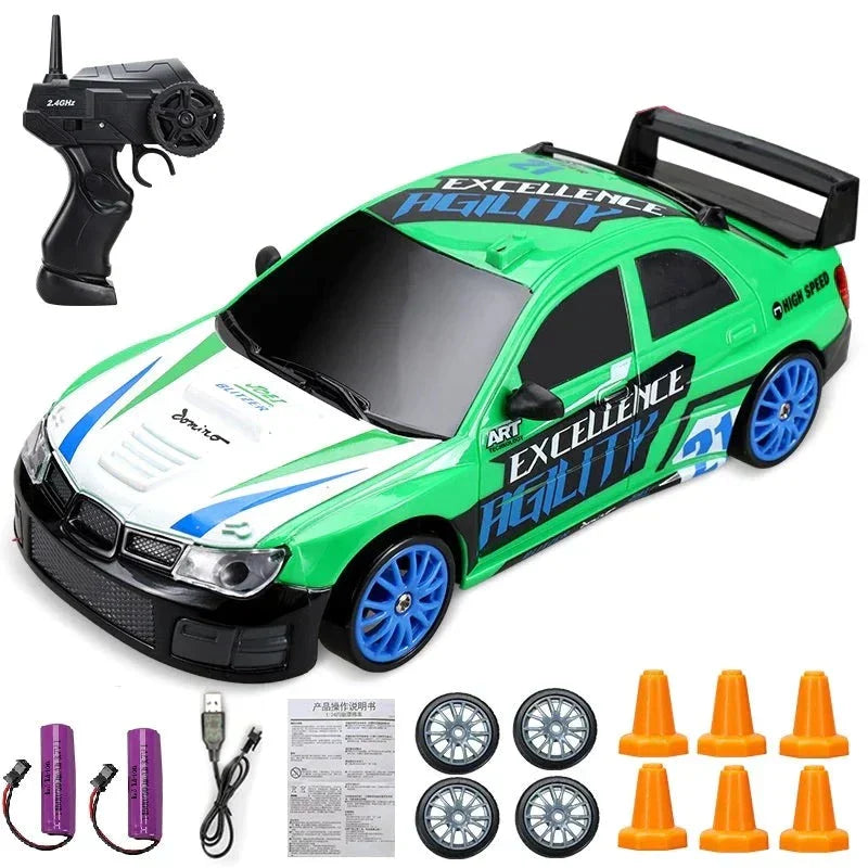 "Stilvolles Mini Drifter-Spielzeug, orange und schwarz, modernes Design, ideal für Drift-Enthusiasten, Technologie Gadget"