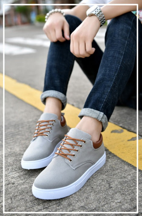 David heren schoenen, casual sneakers met een stijlvolle witte zool en comfortabel design.