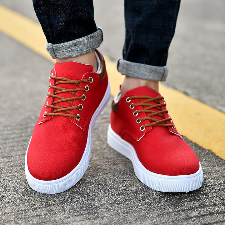 Trendy David heren sneakers, laag model met opvallende witte zool, ideaal voor casual outfits.