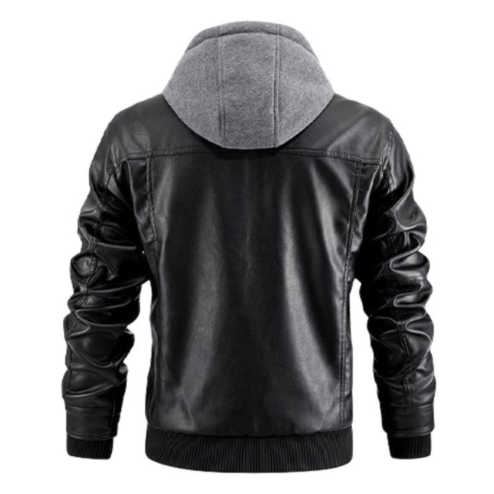 Stijlvol heren capuchonjack met ritszakken en afneembare capuchon in een modern, slank design.
