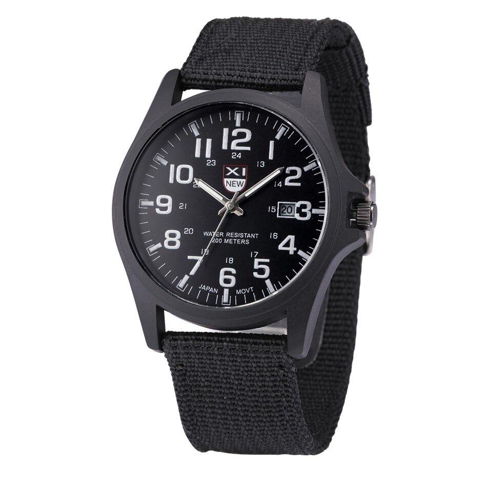 Modern herenhorloge met helder LED display en comfortabele siliconen band. Waterdicht en schokbestendig.