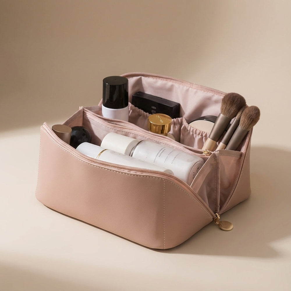 Compacte TidyBloom make-up reistas van kunstleer; perfecte opberger voor cosmetica en toiletartikelen onderweg.