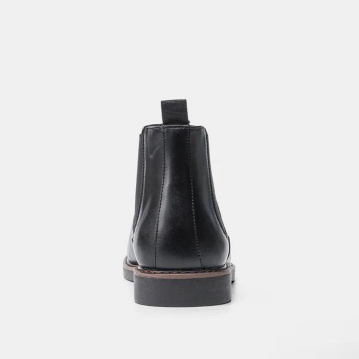 Close-up van de elastische zijpanelen van de David heren Chelsea boots, flexibel en comfortabel.