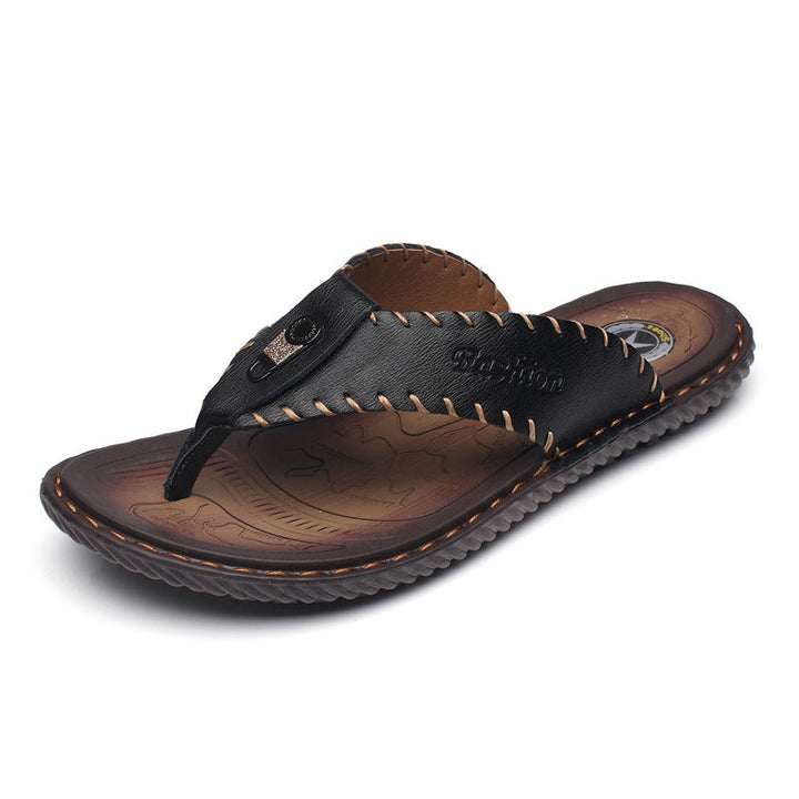 Tobias Leren Sandalen in het zwart, gemaakt van kwaliteitsleer, elegant ontwerp, perfect voor de zomer en bieden comfort voor lange wandelingen.