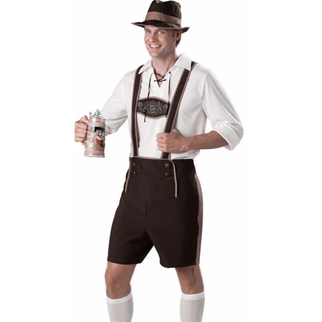 Traditionele bruine lederhose voor heren, vooraanzicht, geïnspireerd op Beierse klederdracht, perfect voor Oktoberfest