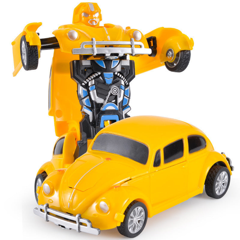 Transformerend kindervoertuig in helder geel, van auto naar robot, stimuleert creatieve speelideeën en fantasie