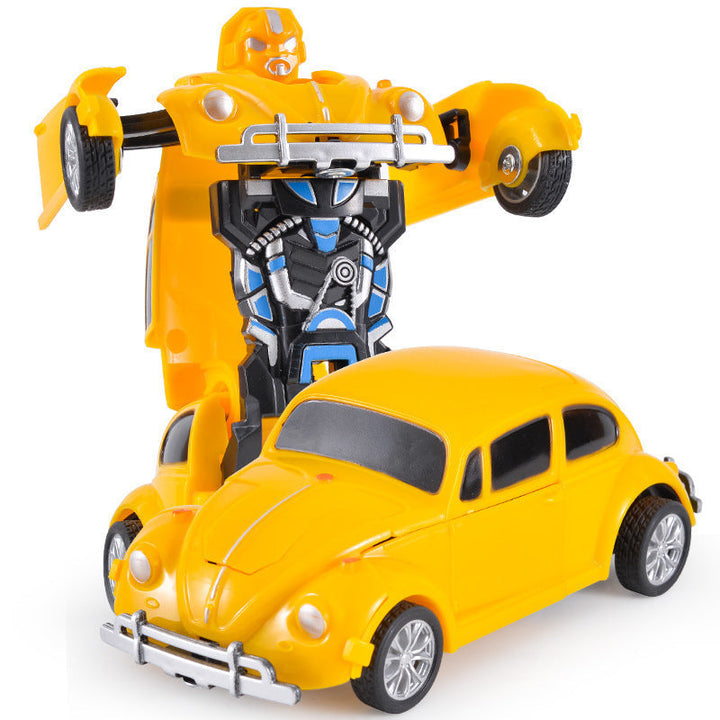 Transformerend kindervoertuig in helder geel, van auto naar robot, stimuleert creatieve speelideeën en fantasie
