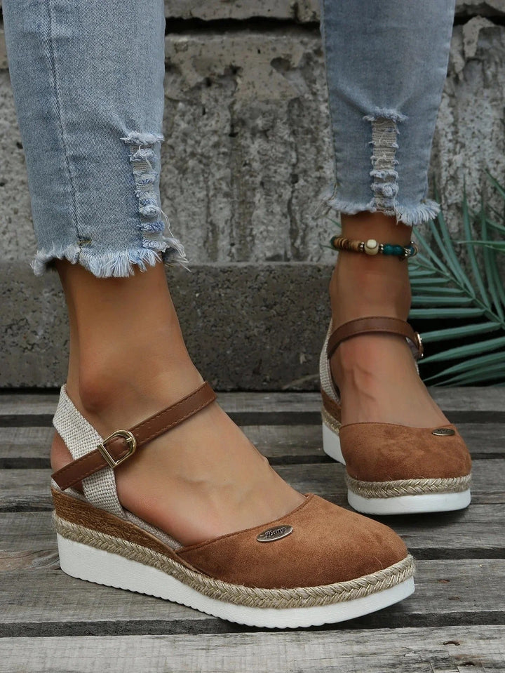 Trendy dames orthopedische sandalen bieden comfort en stijl voor zomerse dagen.